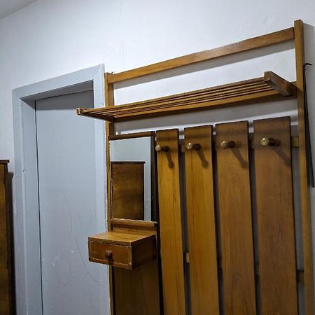 Communist Style Room Shkodër Eksteriør bilde